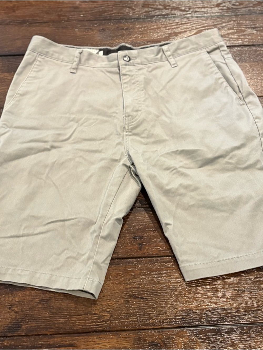 Volcom Men's Grey Flat Front Shorts